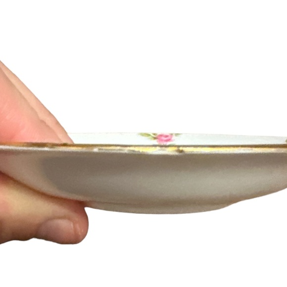 Vintage Royal Grafton Bone China Made In England Floral Saucer. - Picture 4 of 5